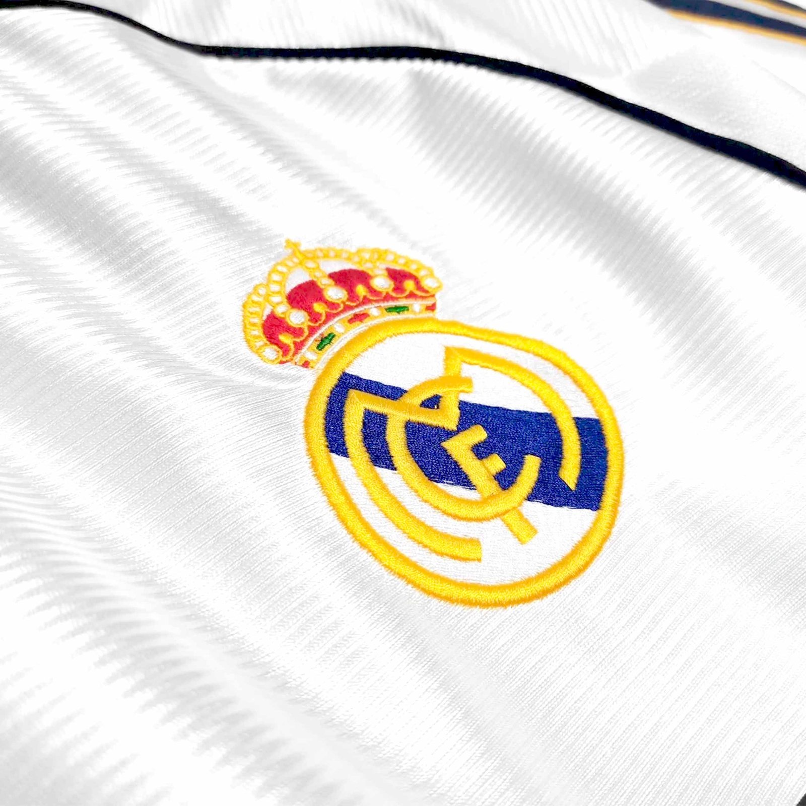 Real Madrid 1998-2000 Retro Home Jersey