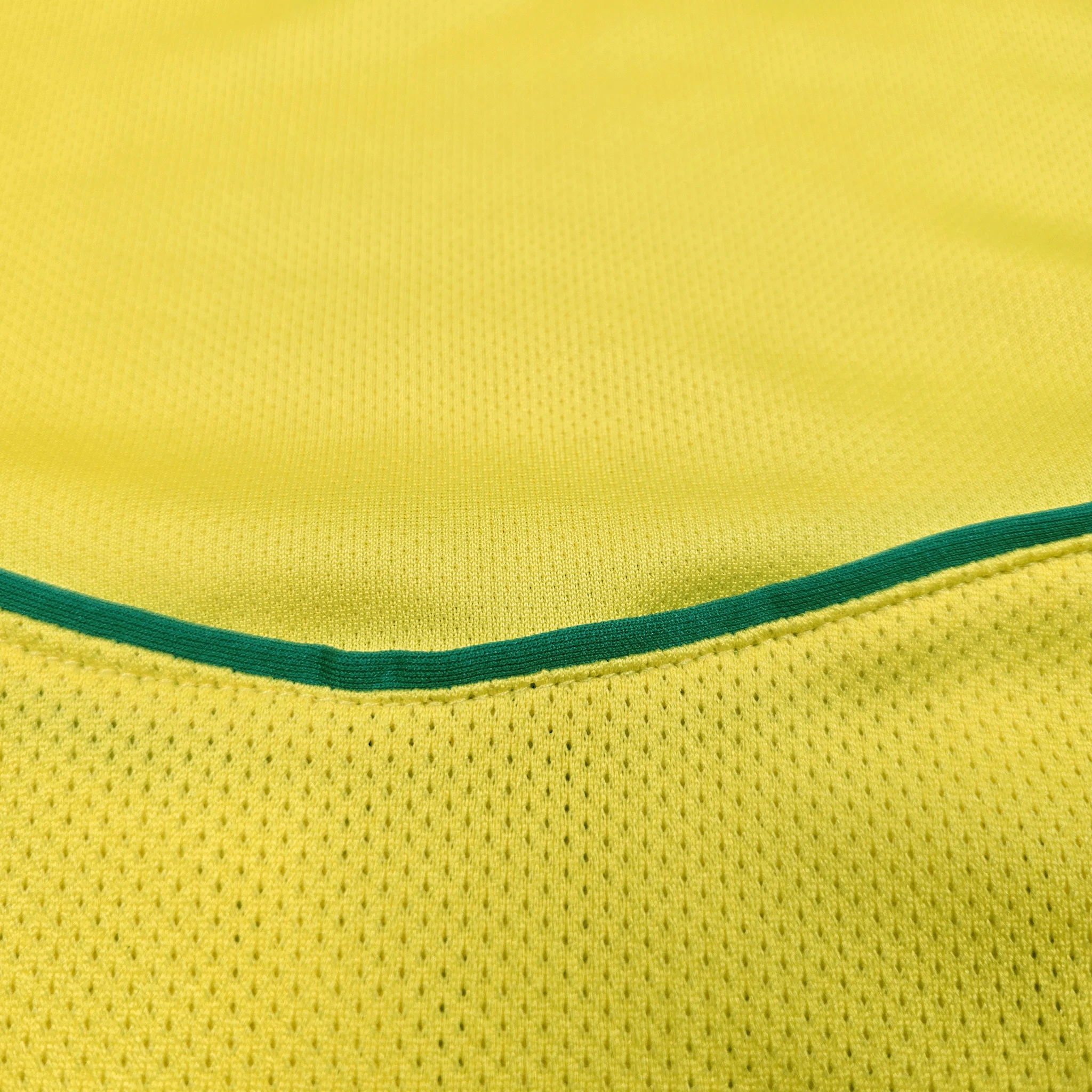 Brazil 2004 Total 90 Reissue Jersey - Ronaldinho No.10