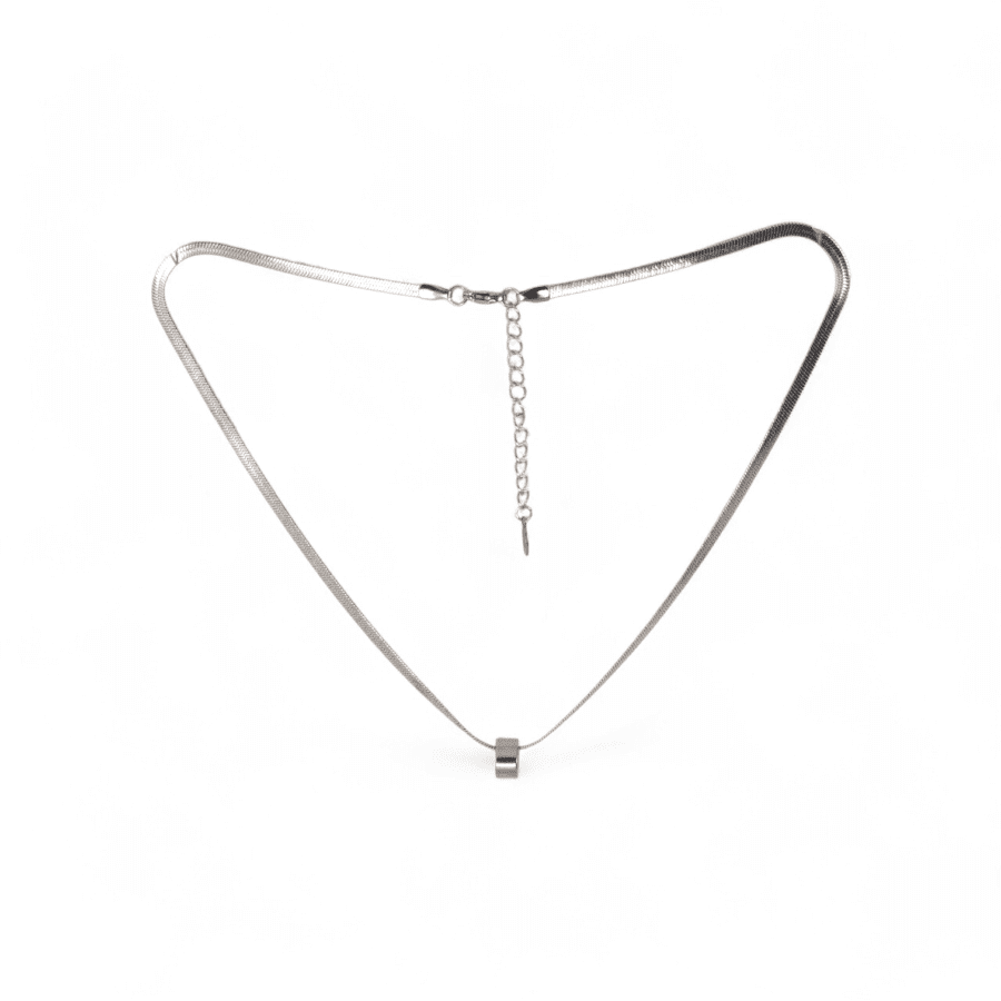 Minimal Ring Pendant Chain – Core Silver Edition